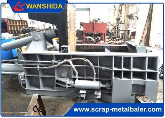 কেনা 250ton Hydraulic Scrap Metal baling machine with Side push out type and PLC automatic control online manufacture