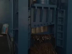 বর্জ্য যানবাহন অটোমোবাইল রিসাইক্লিং ইয়ার্ডগুলির জন্য হাইড্রোলিক বালিং কাঁচি মোটর ড্রাইভ